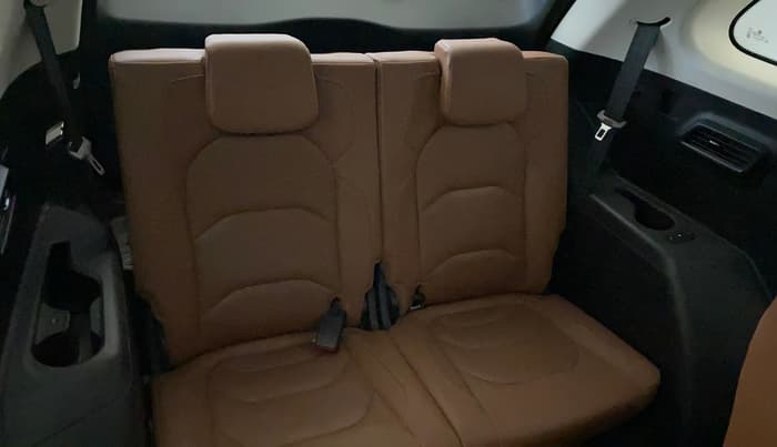 2020 MG HECTOR PLUS SHARP 1.5 PETROL TURBO DCT 6-STR, Petrol, Automatic, 38,946 km, Third Seat Row ( optional )