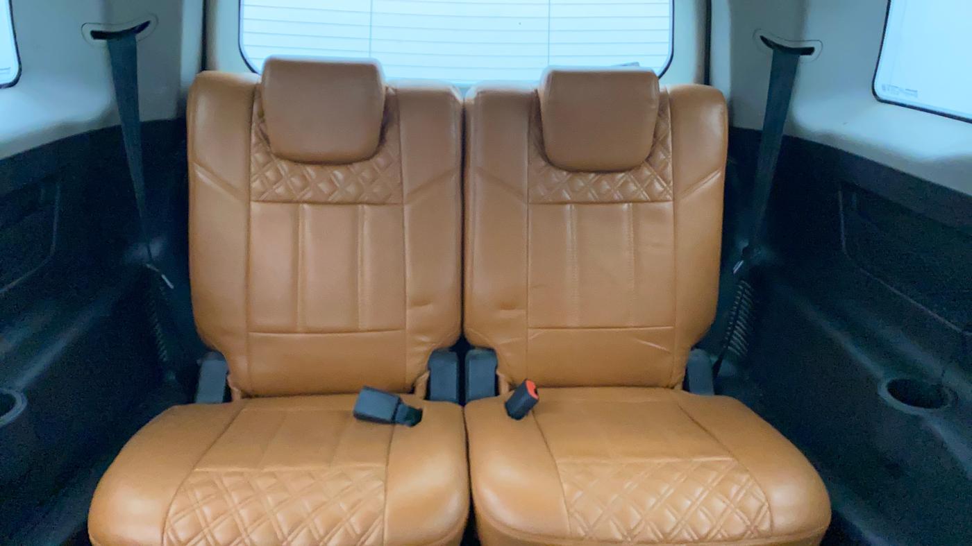 2020 Mahindra XUV500 W9, Diesel, Manual, 1,11,960 km, Third Seat Row ( optional )