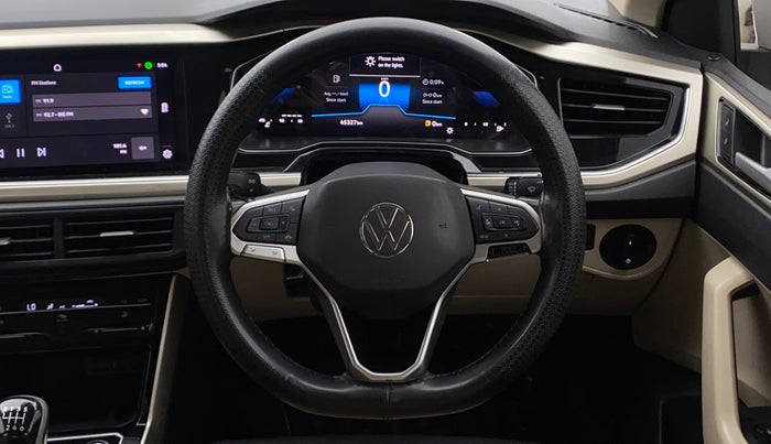 2023 Volkswagen VIRTUS TOPLINE TSI 1.0 MT, Petrol, Manual, 45,319 km, Steering Wheel Close Up