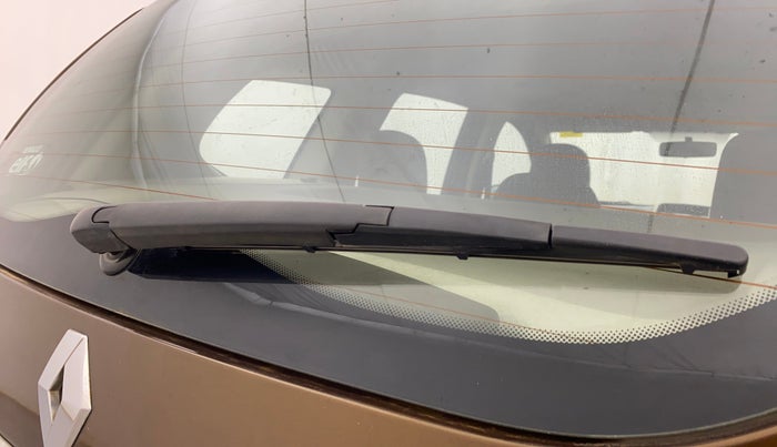 2018 Renault Duster 110 PS RXZ DIESEL, Diesel, Manual, 1,23,091 km, Rear Wiper