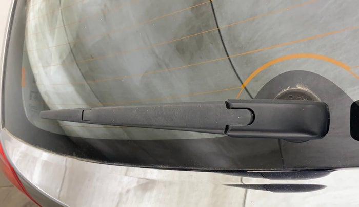 2020 Toyota Glanza V, Petrol, Manual, 37,798 km, Rear Wiper