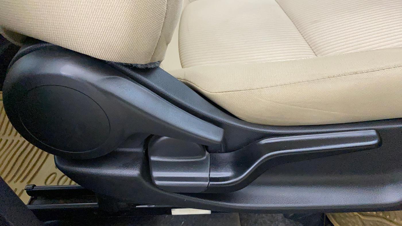 2021 Honda Amaze 1.2L I-VTEC S, Petrol, Manual, 37,925 km, Driver Side Adjustment Panel