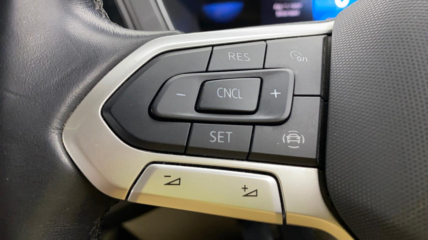2023 Volkswagen TAIGUN TOPLINE 1.0 TSI AT, Petrol, Automatic, 34,848 km, Adaptive Cruise Control