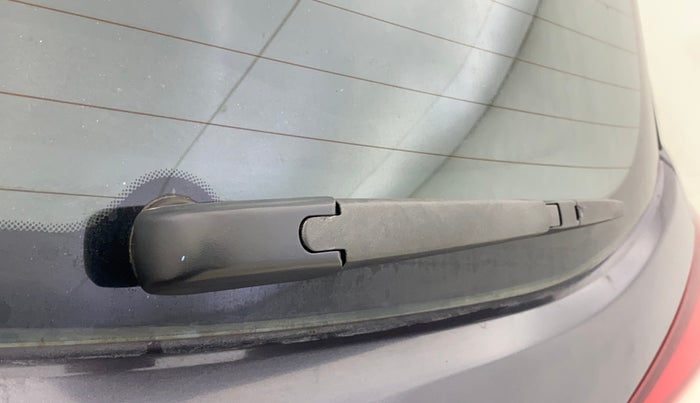 2016 Hyundai Elite i20 ASTA 1.2, Petrol, Manual, 1,01,012 km, Rear Wiper