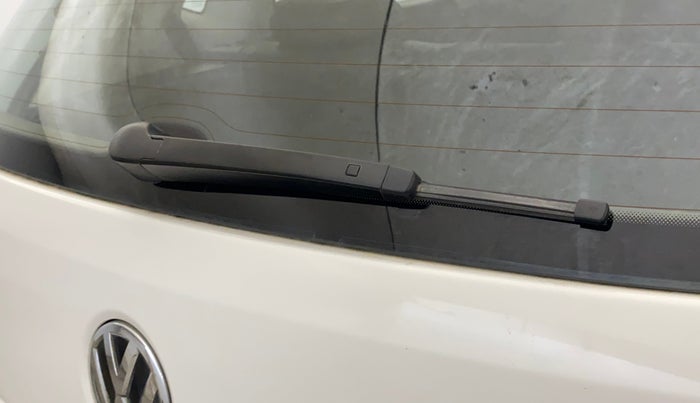 2017 Volkswagen Polo COMFORTLINE 1.2L, Petrol, Manual, 53,815 km, Rear Wiper