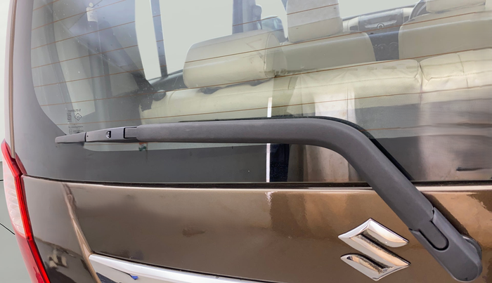 2017 Maruti Wagon R 1.0 VXI (O) AMT, Petrol, Automatic, 92,824 km, Rear Wiper