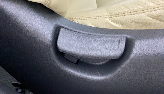 2021 Hyundai Verna S PLUS 1.5 VTVT, Petrol, Manual, 25,607 km, Driver Side Adjustment Panel