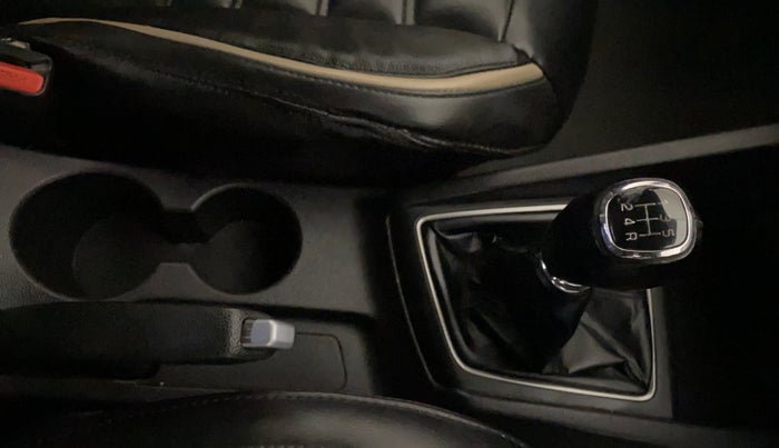 2014 Hyundai Elite i20 SPORTZ 1.2 (O), Petrol, Manual, 67,213 km, Gear Lever