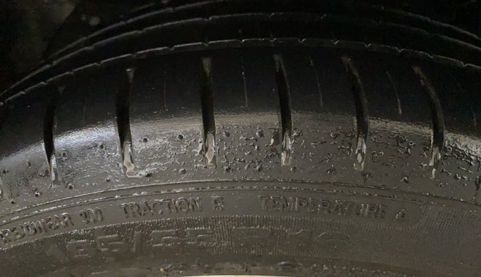 2014 Hyundai Elite i20 SPORTZ 1.2 (O), Petrol, Manual, 67,213 km, Right Rear Tyre Tread