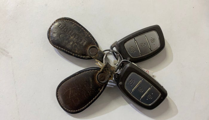 2014 Hyundai Elite i20 SPORTZ 1.2 (O), Petrol, Manual, 67,213 km, Key Close Up