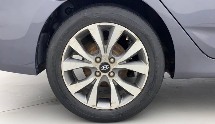 2015 Hyundai Verna 1.6 VTVT SX, Petrol, Manual, 58,144 km, Right Rear Wheel