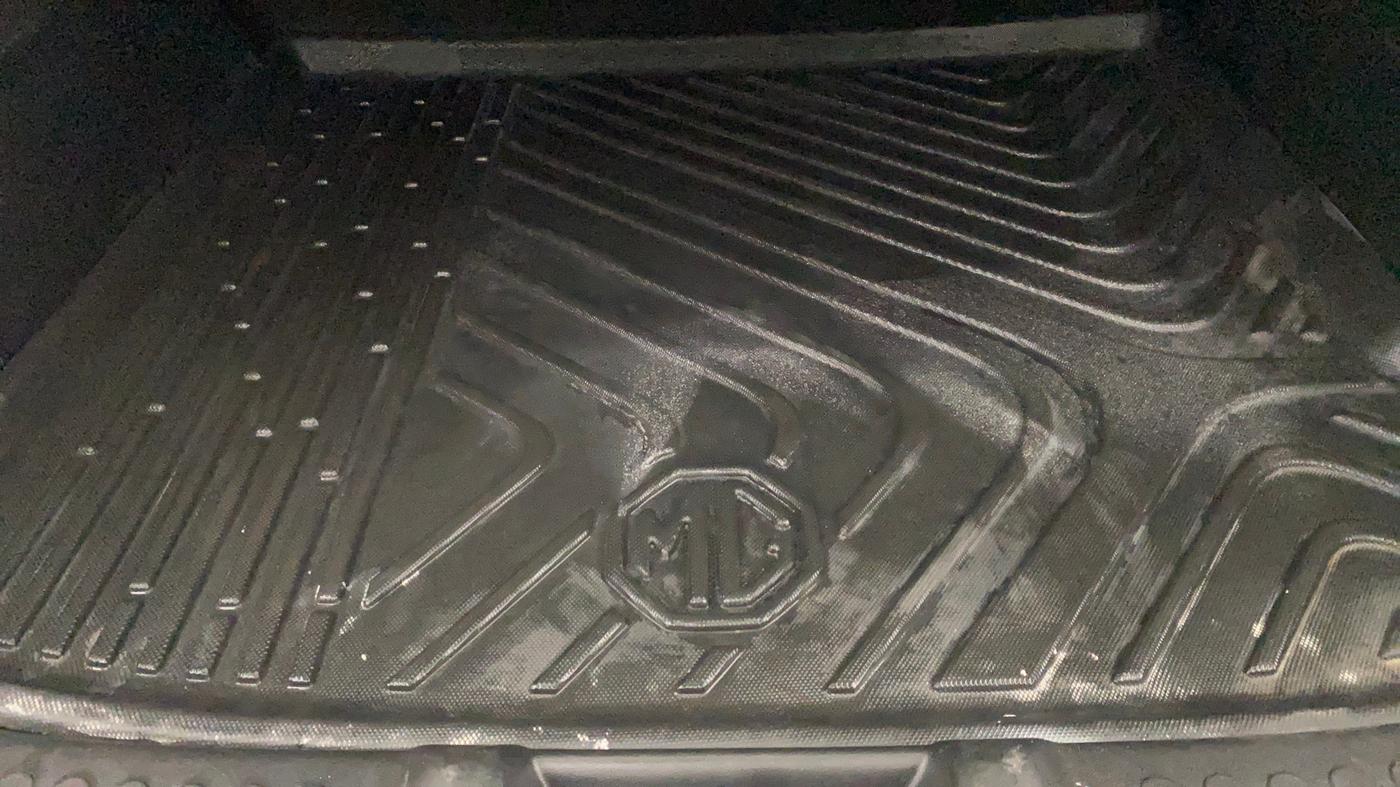 2020 MG HECTOR SHARP 2.0 DIESEL, Diesel, Manual, 1,25,836 km, Boot Inside