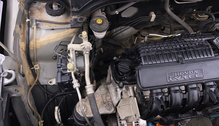 2023 Honda Amaze 1.2L I-VTEC VX CVT, Petrol, Automatic, 31,992 km, Engine View - Right