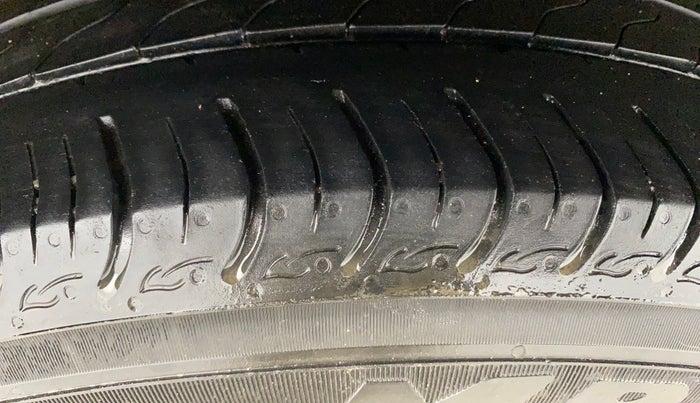 2023 Honda Amaze 1.2L I-VTEC VX CVT, Petrol, Automatic, 31,992 km, Right Rear Tyre Tread