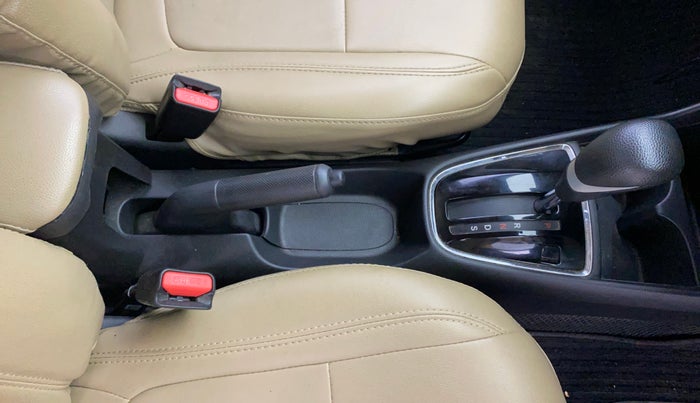 2023 Honda Amaze 1.2L I-VTEC VX CVT, Petrol, Automatic, 31,992 km, Gear Lever