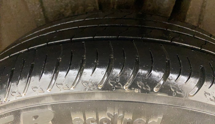 2023 Maruti XL6 ALPHA AT, Petrol, Automatic, 26,540 km, Left Rear Tyre Tread