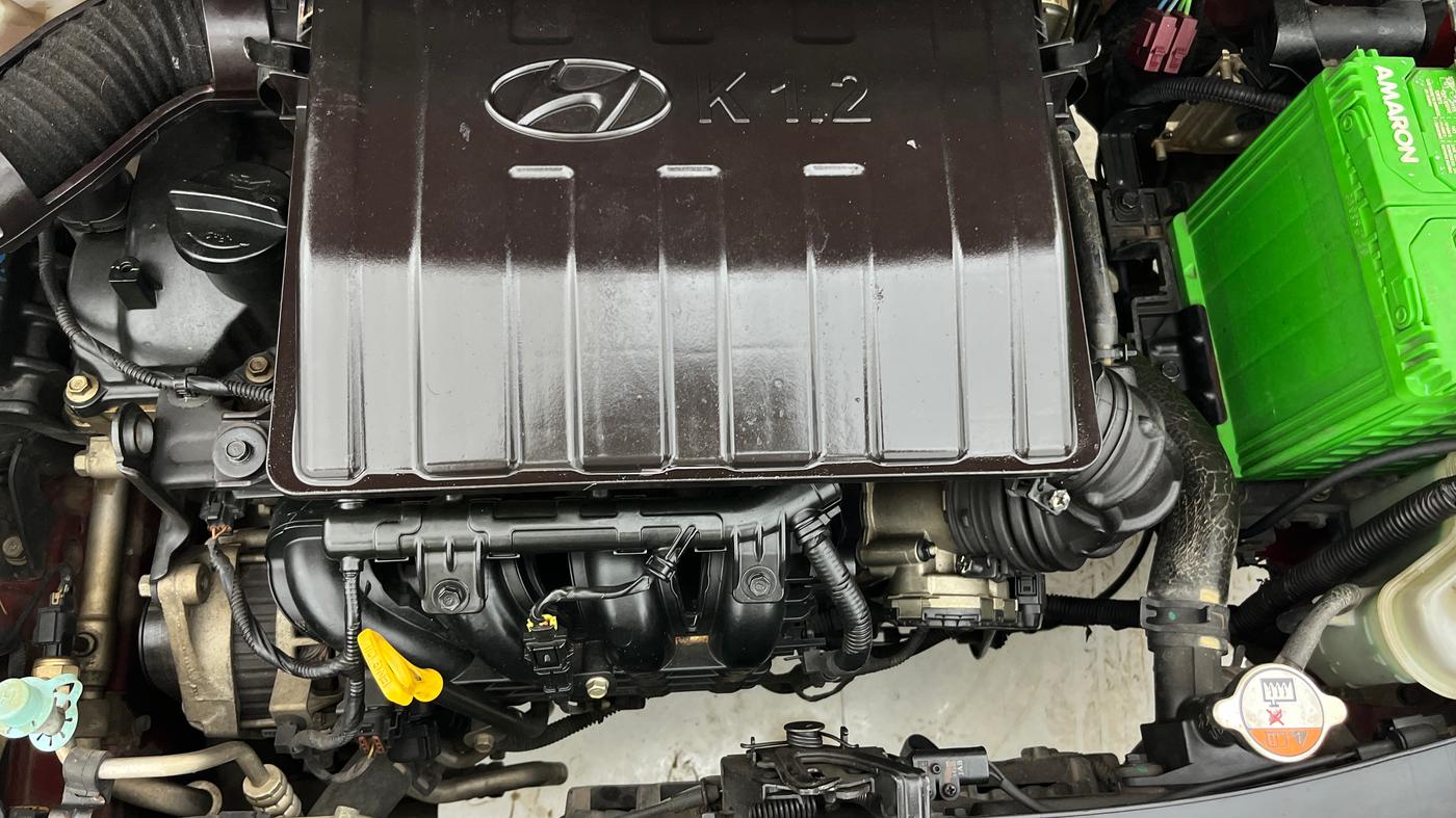 2014 Hyundai Xcent SX 1.2 (O), Petrol, Manual, 70,371 km, Engine View