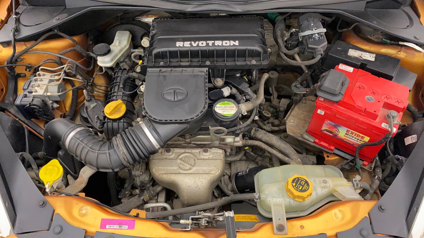 2016 Tata Tiago XZ PETROL, Petrol, Manual, 49,475 km, Open Bonet