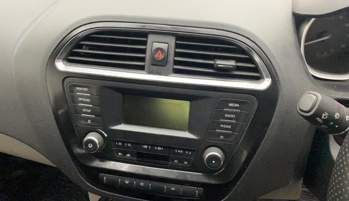 2016 Tata Tiago XZ PETROL, Petrol, Manual, 49,475 km, AC Unit - Front vent has minor damage