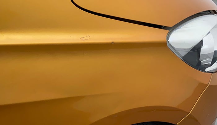 2016 Tata Tiago XZ PETROL, Petrol, Manual, 49,475 km, Right fender - Slightly dented