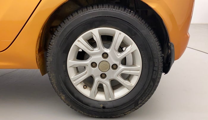 2016 Tata Tiago XZ PETROL, Petrol, Manual, 49,475 km, Left Rear Wheel