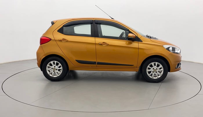 2016 Tata Tiago XZ PETROL, Petrol, Manual, 49,475 km, Right Side View