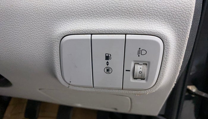 2022 Hyundai GRAND I10 NIOS SPORTZ 1.2 KAPPA VTVT CNG, CNG, Manual, 11,915 km, Dashboard - Headlight height adjustment not working