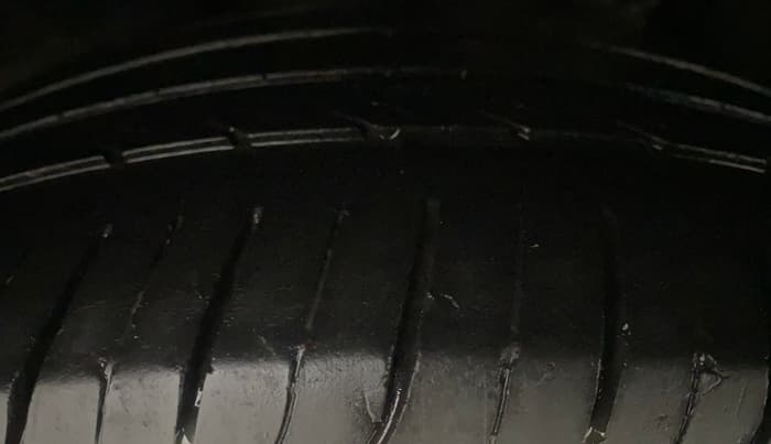 2018 Skoda Superb STYLE 1.8 TSI AT, Petrol, Automatic, 79,172 km, Left Rear Tyre Tread