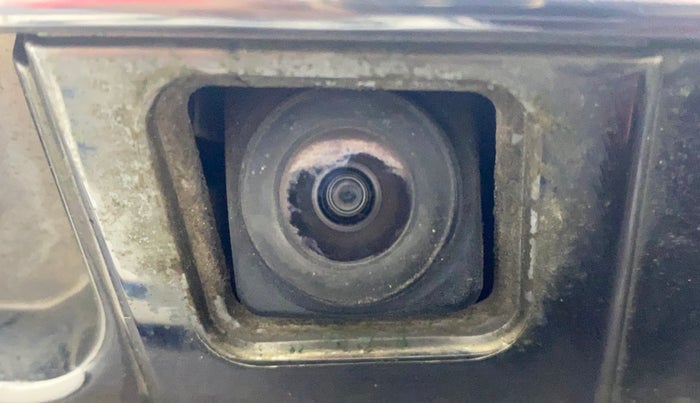 2017 Renault Duster 110 PS RXZ 4X2 AMT DIESEL, Diesel, Automatic, 27,538 km, Parking Camera