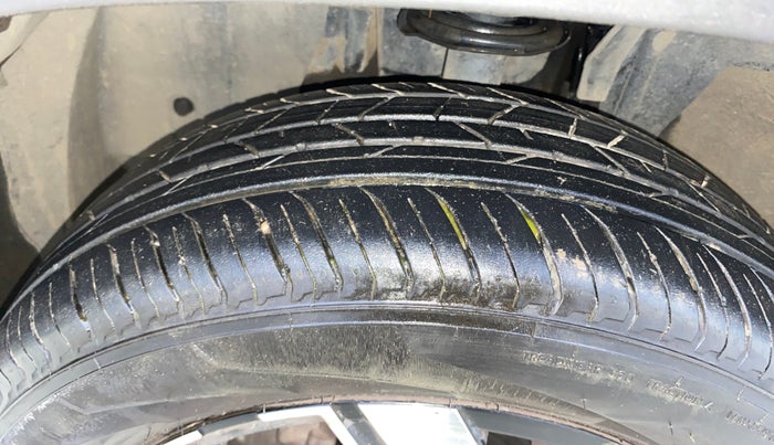 2021 Renault Kiger RXZ TURBO MT, Petrol, Manual, 63,106 km, Left Front Tyre Tread