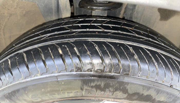 2021 Renault Kiger RXZ TURBO MT, Petrol, Manual, 63,106 km, Right Front Tyre Tread