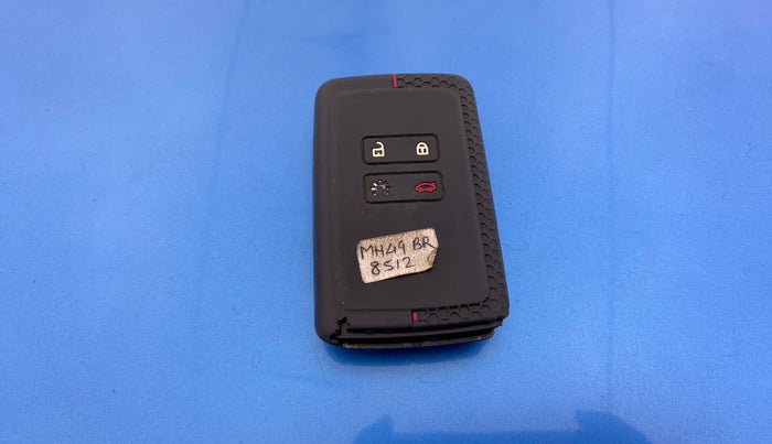 2021 Renault Kiger RXZ TURBO MT, Petrol, Manual, 63,106 km, Key Close Up