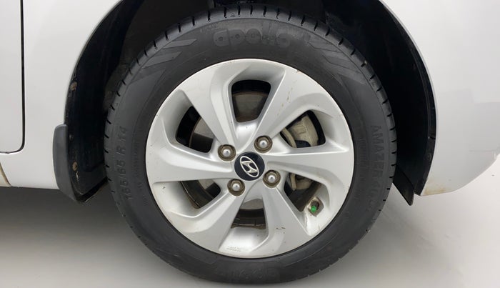 2017 Hyundai Xcent SX 1.2, Petrol, Manual, 68,666 km, Right Front Wheel