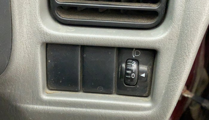 2010 Maruti Alto K10 VXI, Petrol, Manual, 37,141 km, Dashboard - Headlight height adjustment not working