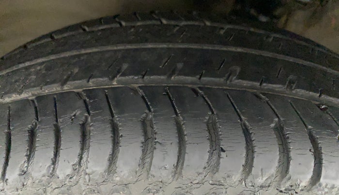 2010 Maruti Alto K10 VXI, Petrol, Manual, 37,141 km, Left Front Tyre Tread