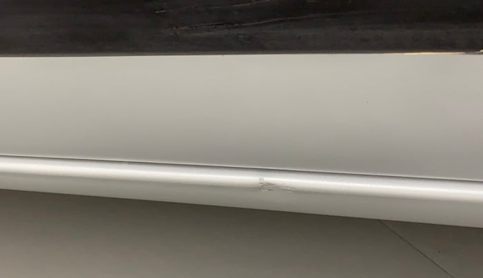 2010 Maruti Wagon R 1.0 LXI, Petrol, Manual, 20,318 km, Left running board - Slightly dented
