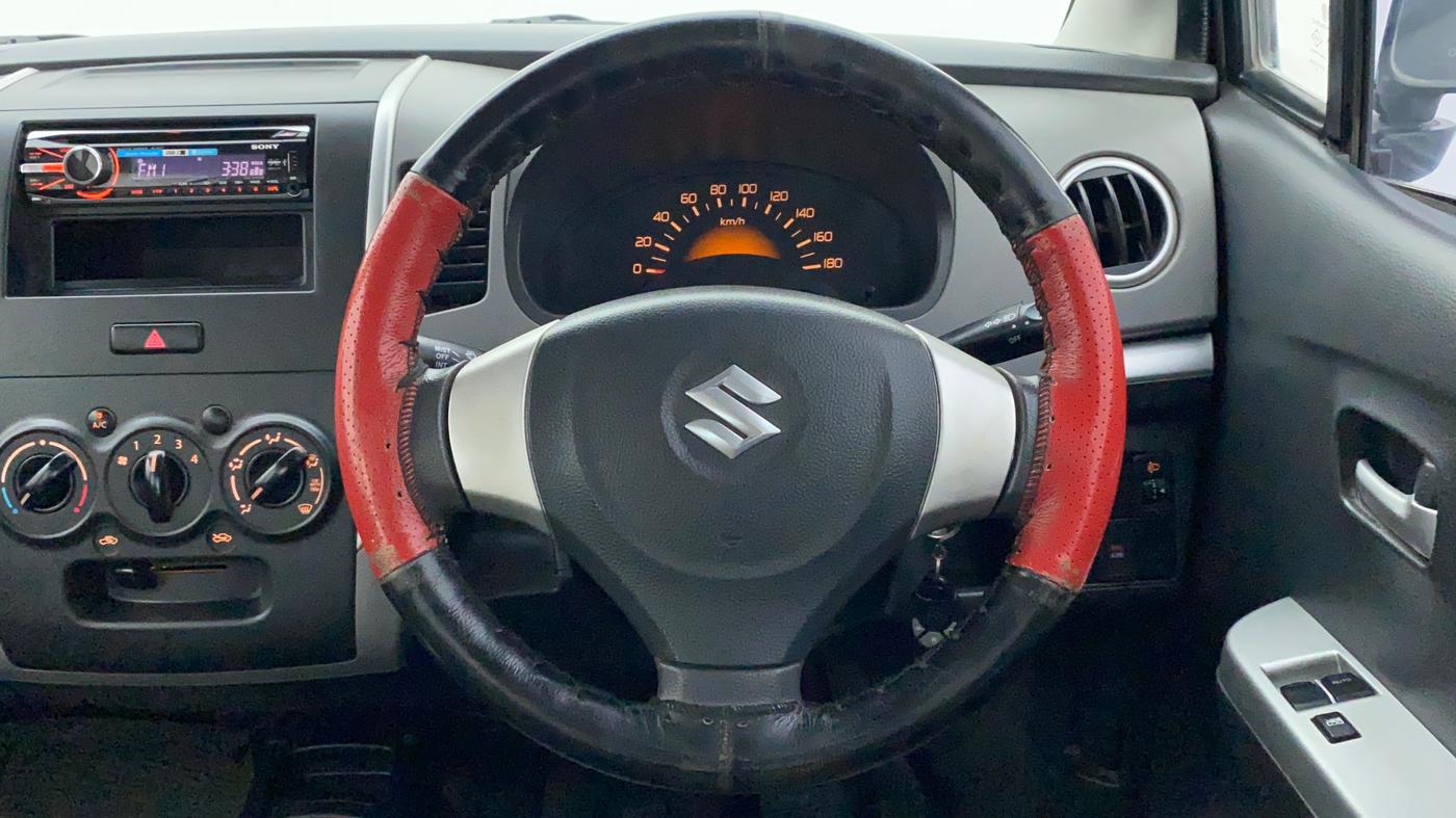 2010 Maruti Wagon R 1.0 LXI, Petrol, Manual, 20,318 km, Steering Wheel Close Up
