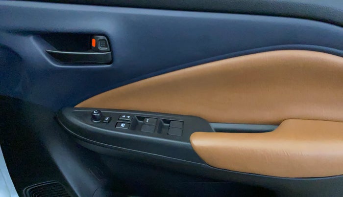 2023 Maruti Baleno SIGMA PETROL 1.2, Petrol, Manual, 24,437 km, Driver Side Door Panels Control