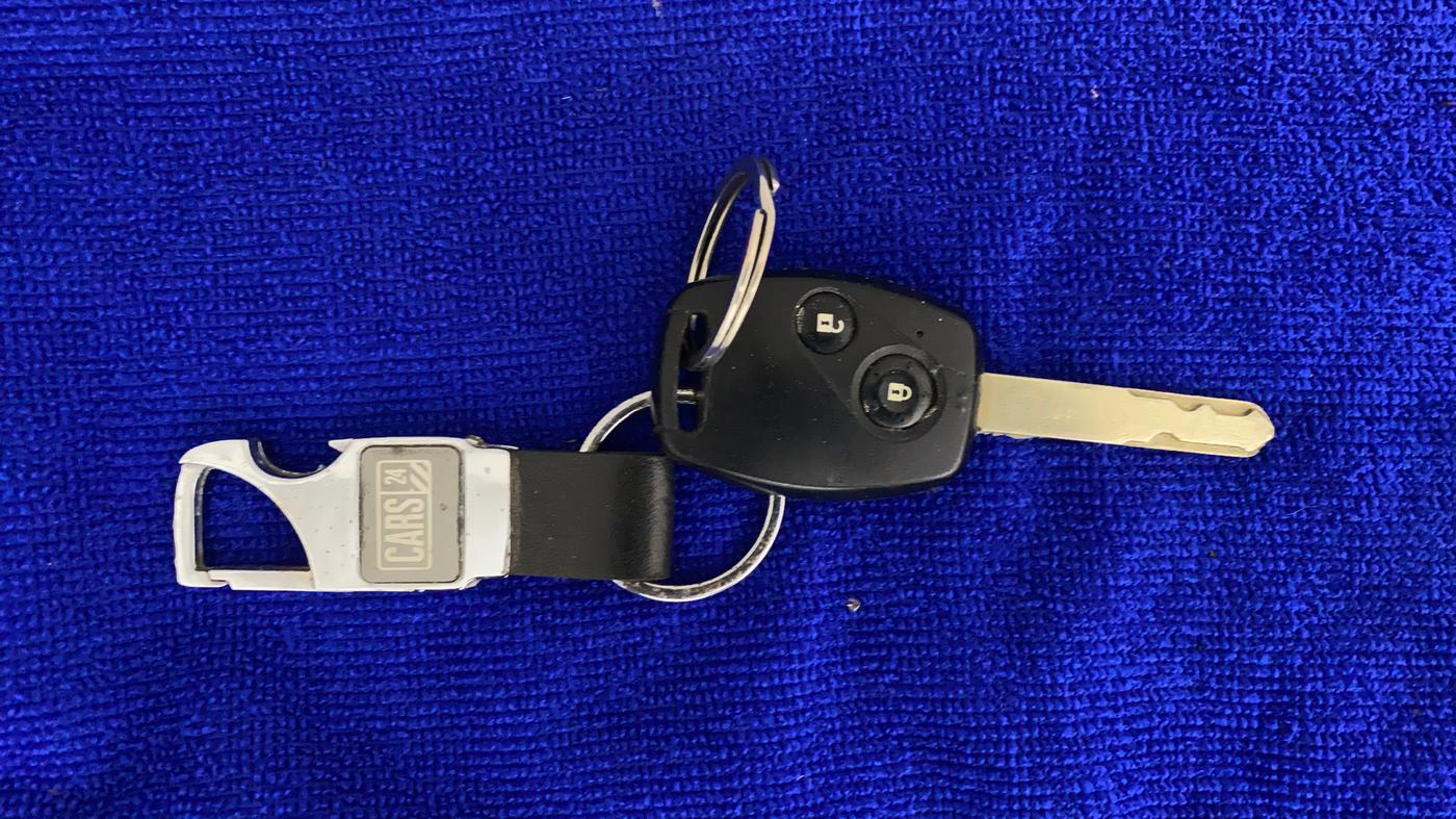 2012 Honda Brio S MT, Petrol, Manual, 54,904 km, Key Close Up