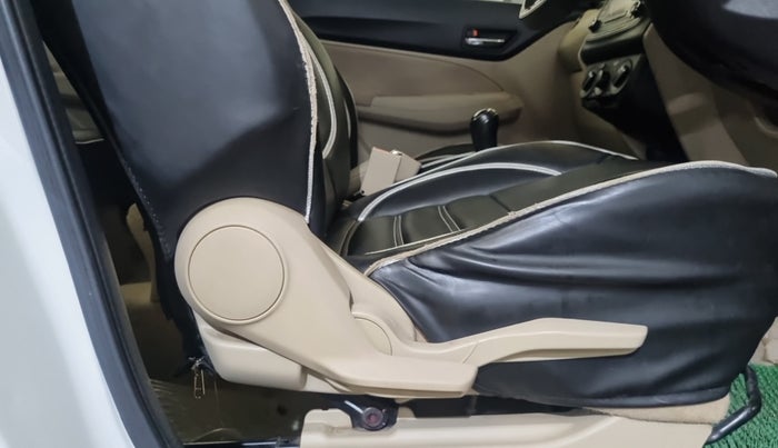 2019 Maruti Dzire VXI, Petrol, Manual, 32,903 km, Driver Side Adjustment Panel