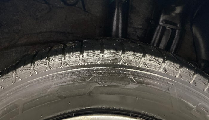 2016 Hyundai Grand i10 MAGNA 1.1 CRDI, Diesel, Manual, 95,639 km, Left Rear Tyre Tread