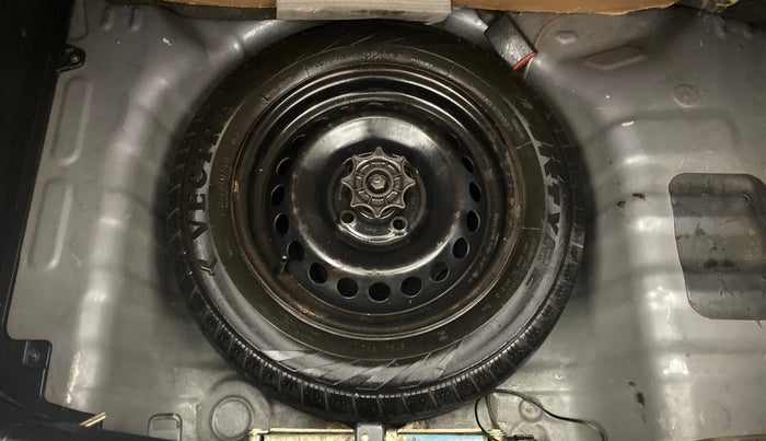 2016 Hyundai Grand i10 MAGNA 1.1 CRDI, Diesel, Manual, 95,639 km, Spare Tyre