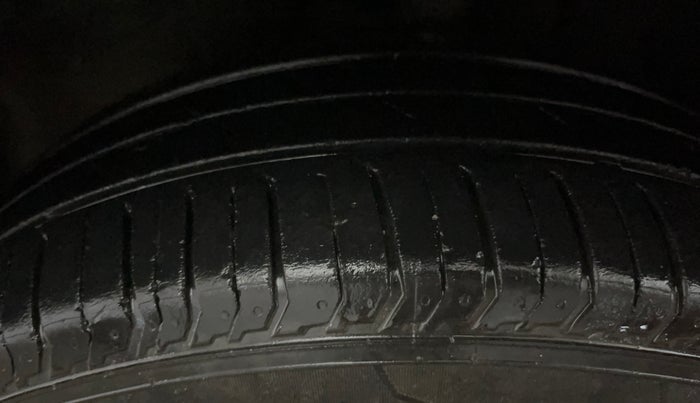 2023 Tata PUNCH PURE MT, Petrol, Manual, 37,808 km, Left Front Tyre Tread