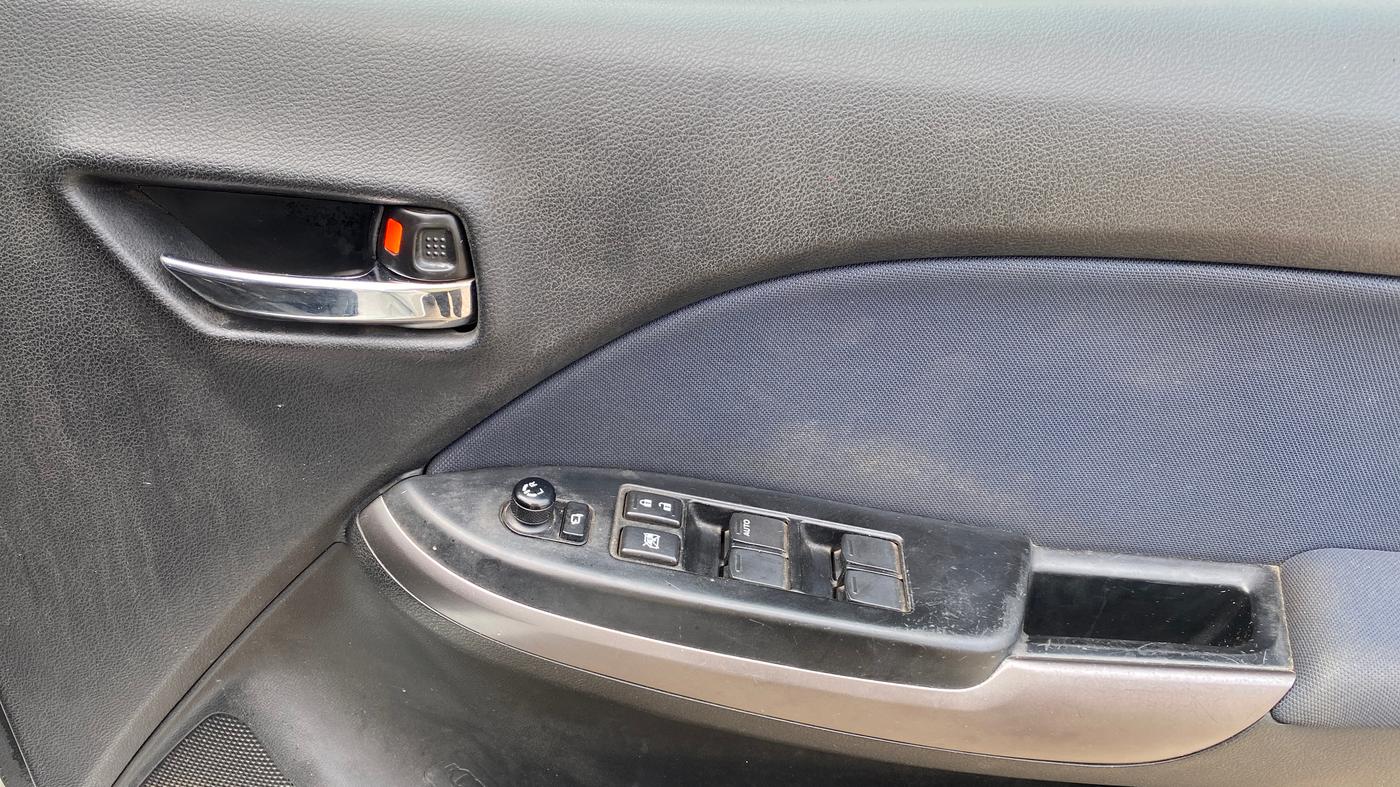 2021 Maruti Baleno DELTA PETROL 1.2, Petrol, Manual, 60,928 km, Driver Side Door Panels Control
