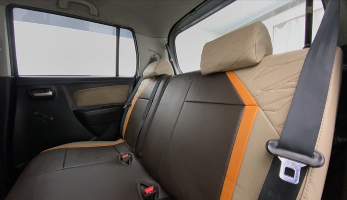 2018 Maruti Wagon R 1.0 LXI CNG, CNG, Manual, 71,752 km, Right Side Rear Door Cabin