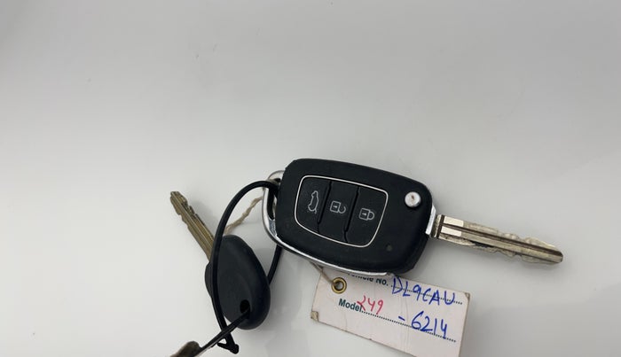 2016 Hyundai Elite i20 SPORTZ 1.2, Petrol, Manual, 27,637 km, Key Close Up