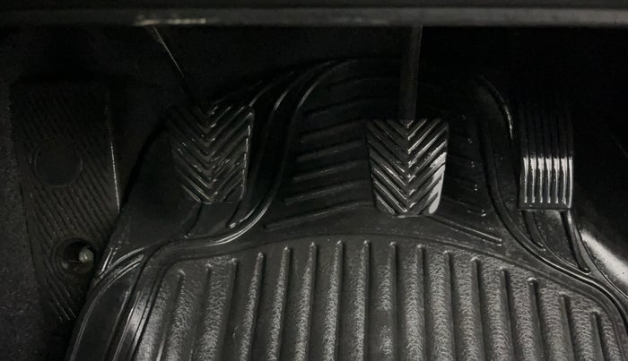 2016 Hyundai Elite i20 SPORTZ 1.2, Petrol, Manual, 27,637 km, Pedals