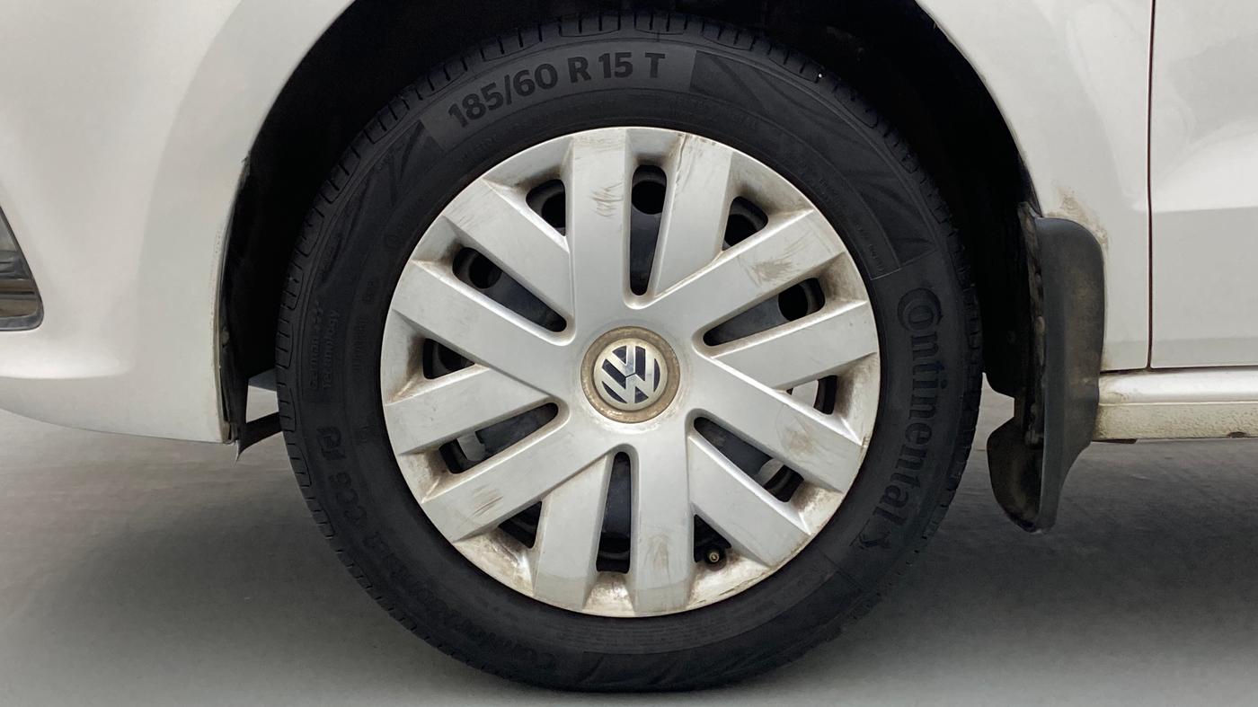 2015 Volkswagen Polo COMFORTLINE 1.2L PETROL, Petrol, Manual, 55,679 km, Left Front Wheel