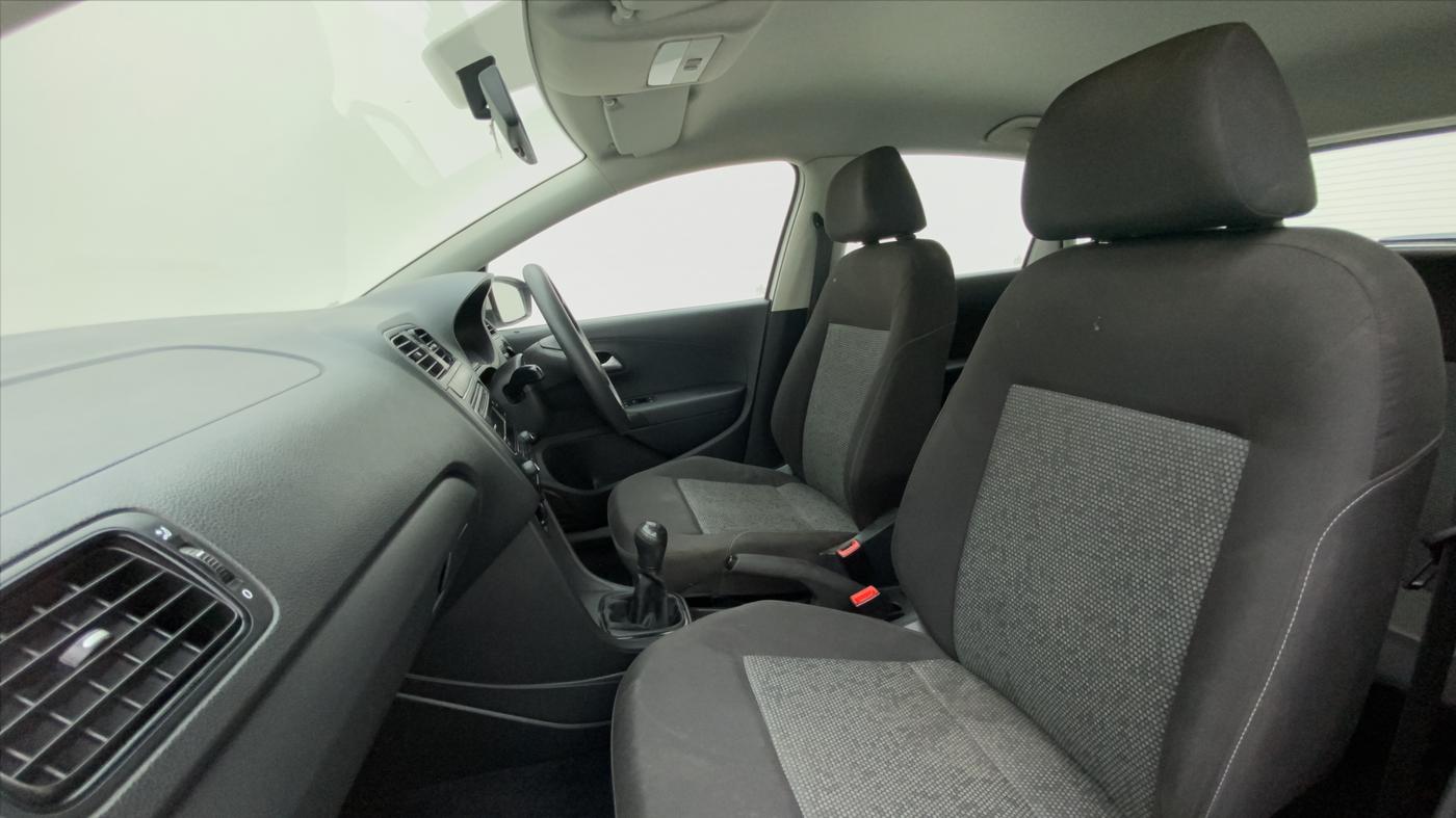 2015 Volkswagen Polo COMFORTLINE 1.2L PETROL, Petrol, Manual, 55,679 km, Right Side Front Door Cabin