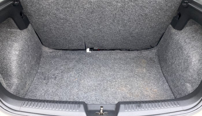 2015 Volkswagen Polo COMFORTLINE 1.2L PETROL, Petrol, Manual, 55,679 km, Boot Inside